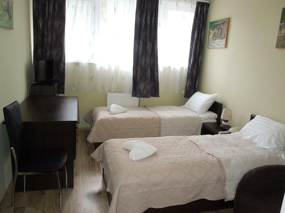 Szlovak Panzio Hotel Бекесксаба Екстериор снимка